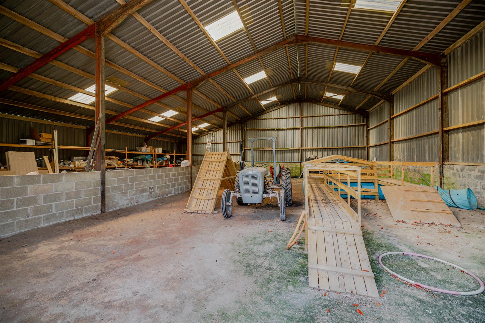 Pen Y Banc, Llangyndeyrn, Kidwelly, SA17 5ES